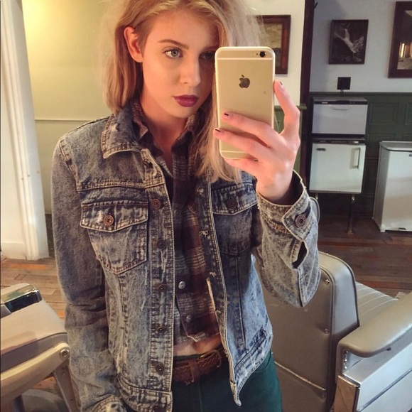 Meet your Posher, Ruby - Picture 5 of 8